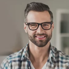 How to whiten your teeth naturally